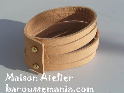Bracelet large   en cuir  style force naturel BRC35