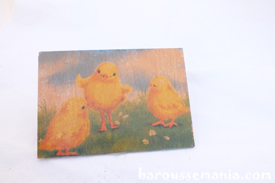 Carte postale en bois petits poussins CP82